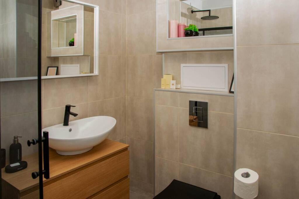 Super Luxurious & Spacious Designer Apartment. Stara Zagora Bagian luar foto