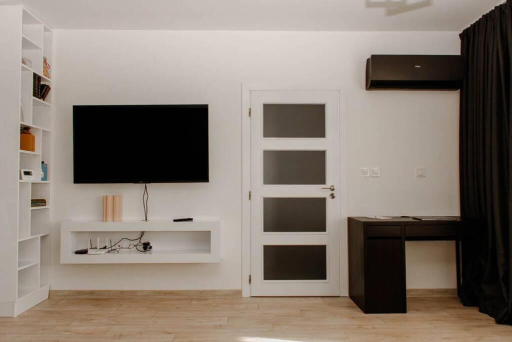Super Luxurious & Spacious Designer Apartment. Stara Zagora Bagian luar foto