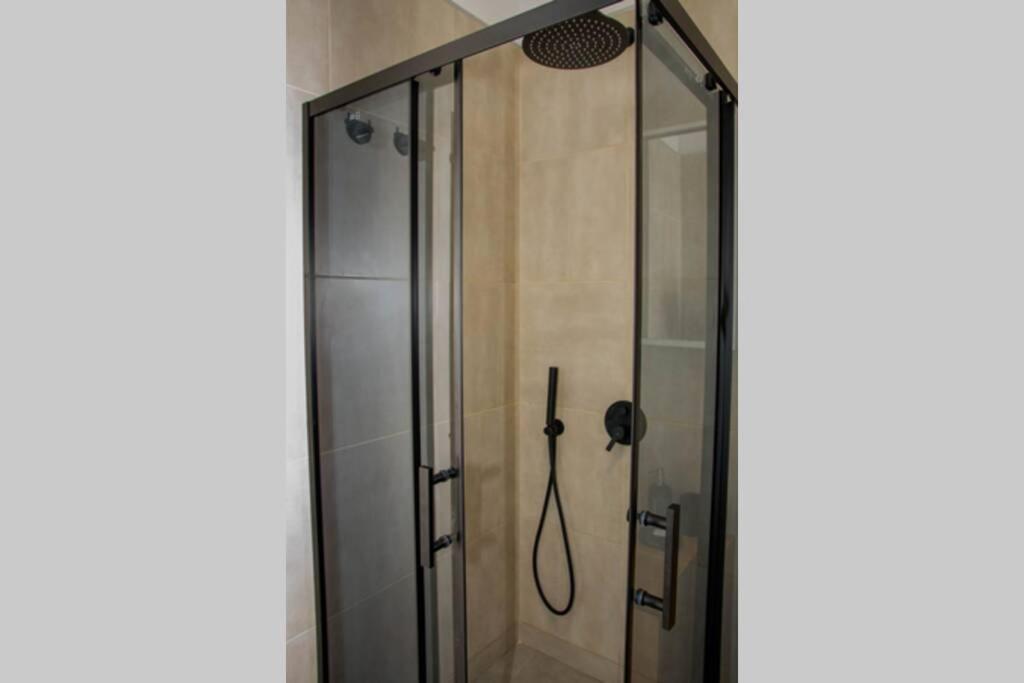 Super Luxurious & Spacious Designer Apartment. Stara Zagora Bagian luar foto